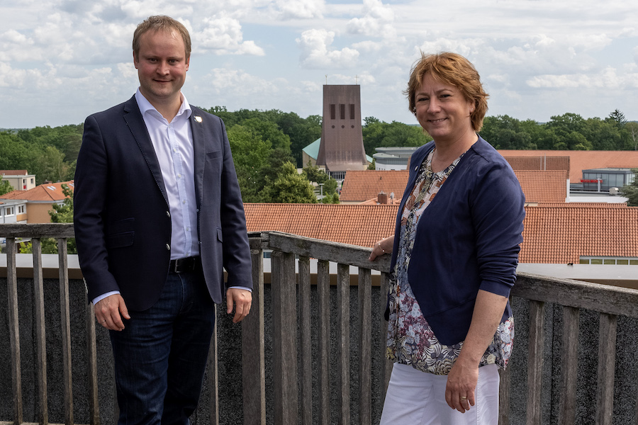 Bürgermeister Dr. Henning Vieker und Bianca Winkelmann MdL